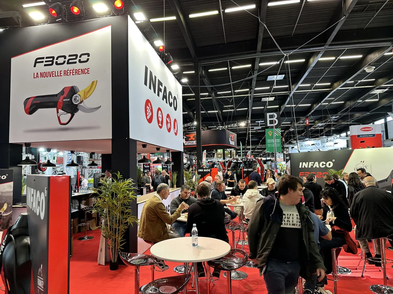vendeur specialise foire agricole secateur electrique